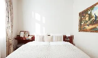 Living De Medici Hotel 4*