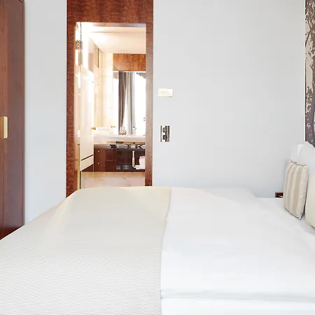 Hotel Living De Medici Dusseldorf