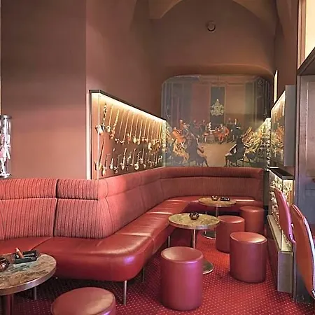 Living De Medici Hotel 4*