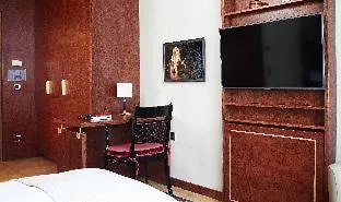 Living De Medici Отель 4*